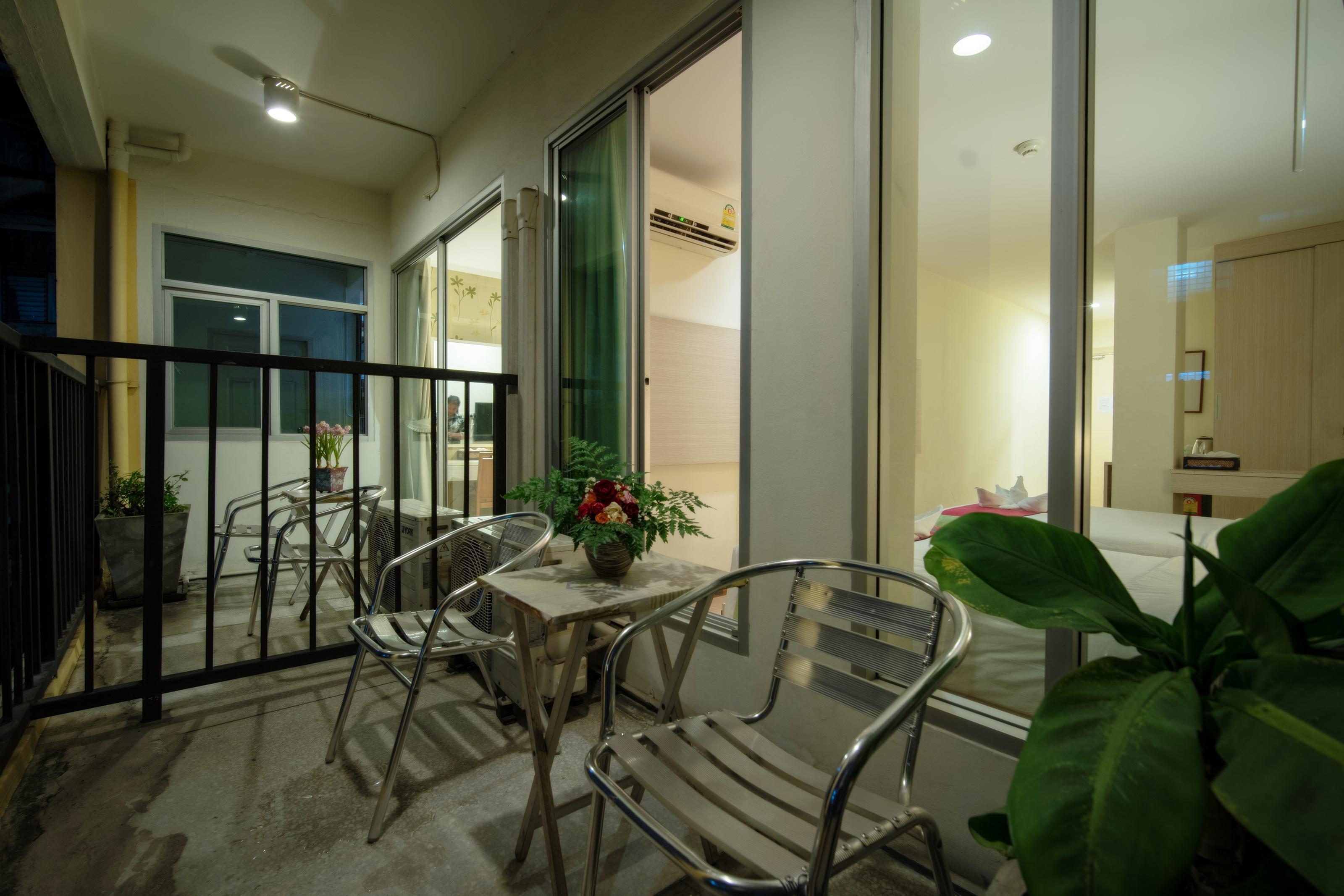 Villa Cha-Cha Khaosan Rambuttri Bangkok Exterior foto